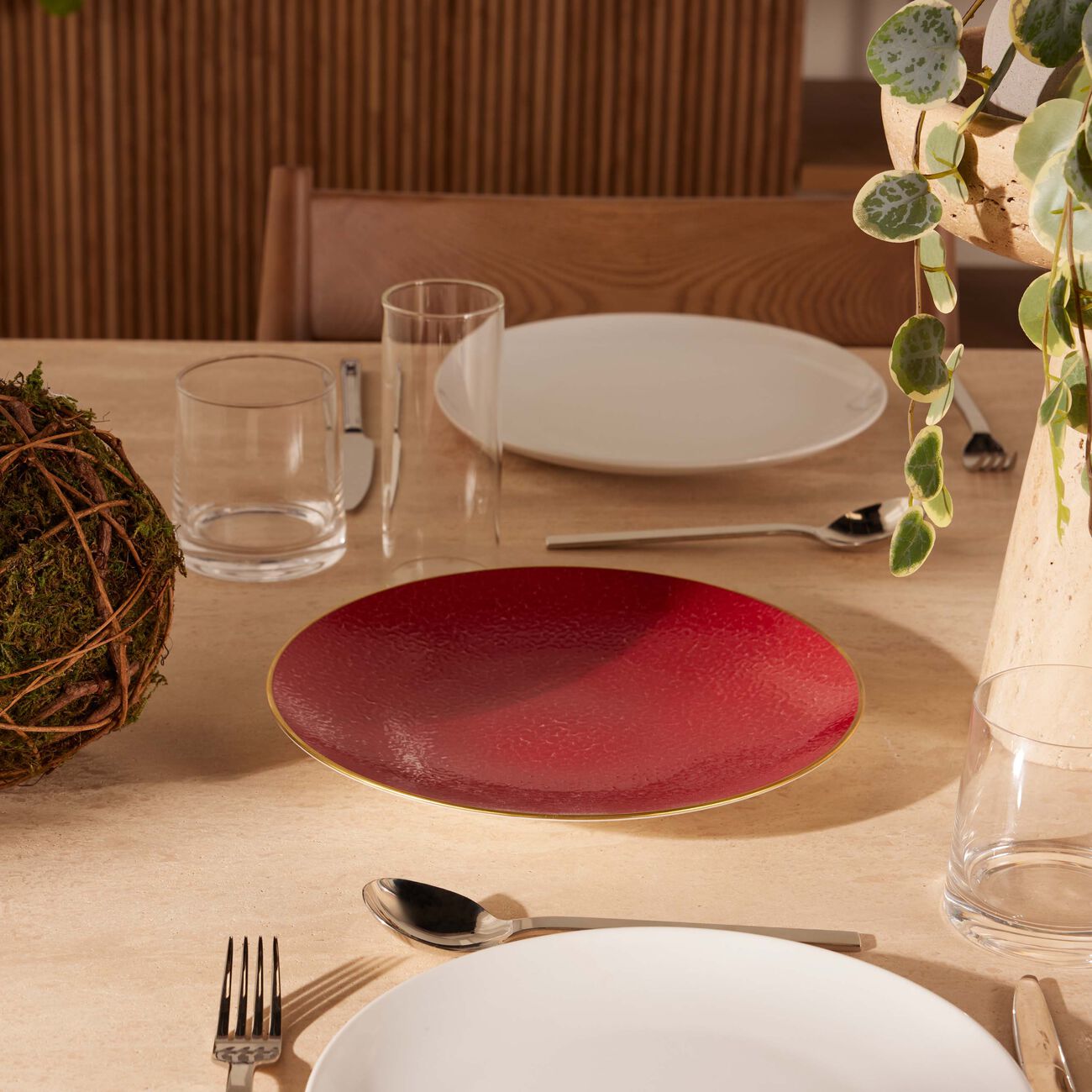 Rouge Empereur Dinner Plate Round Red 27cm bernardaud rouge empereur dinner plate round red 27cm