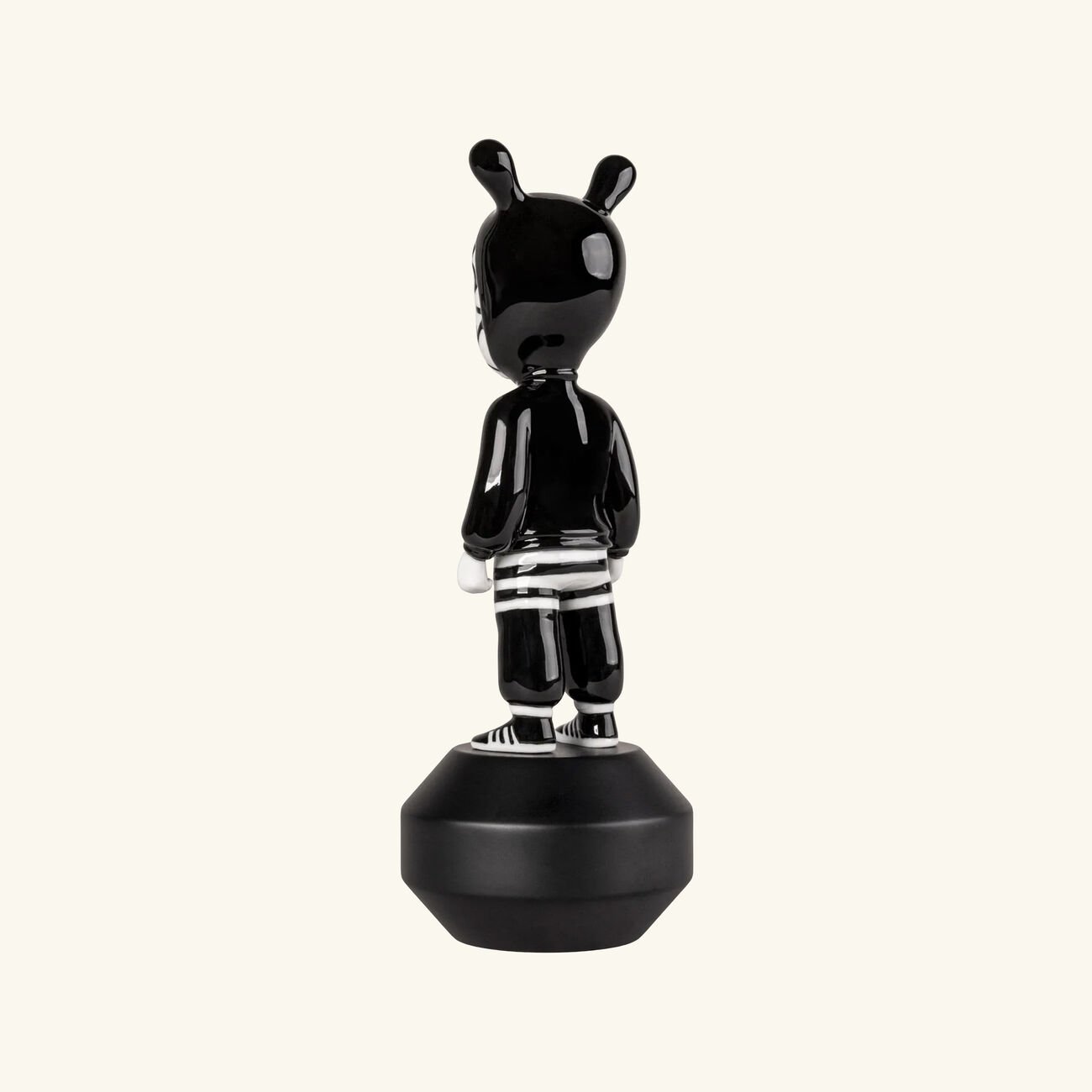 The Guest Figurine by Diaz-Faes Small Black lladro the guest figurine by diaz faes small black