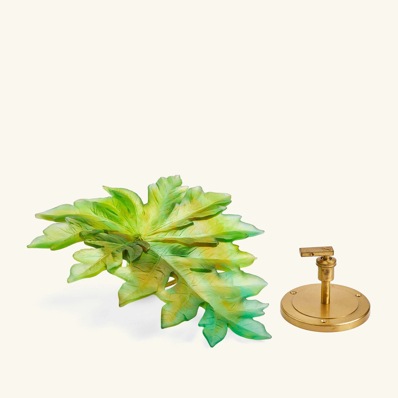 daum born o wall leaf figurine large green