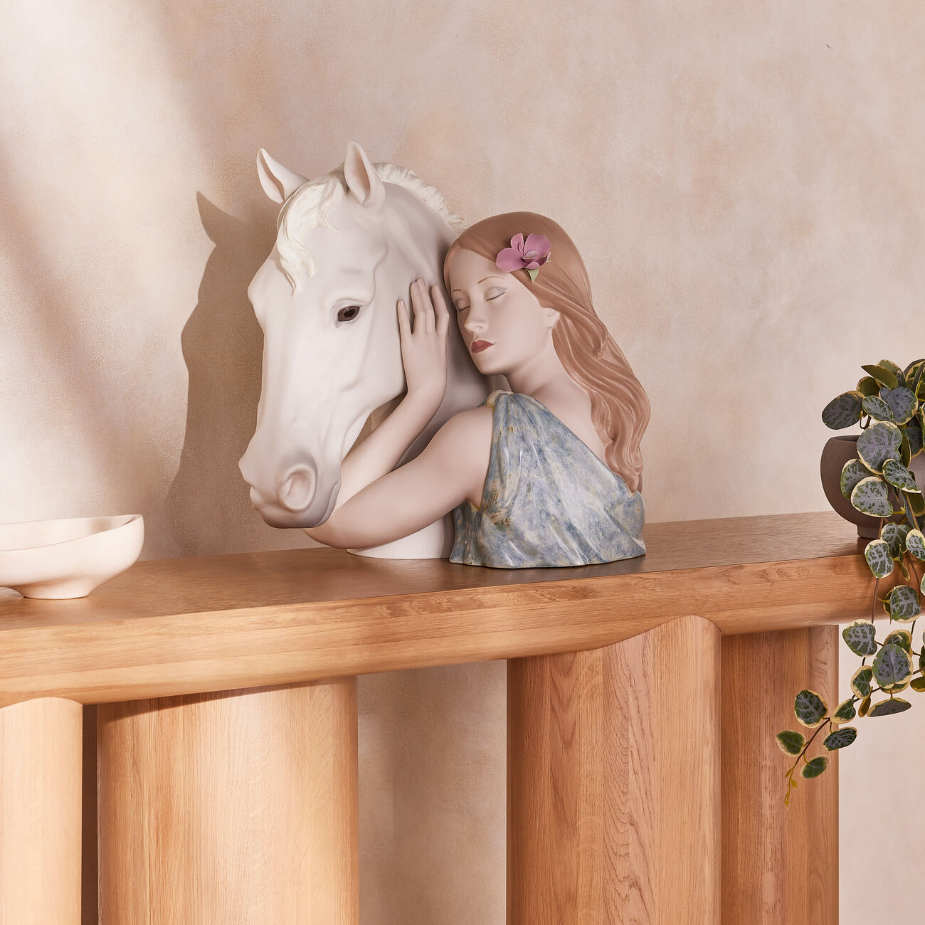 lladro a true friend sculpture medium white