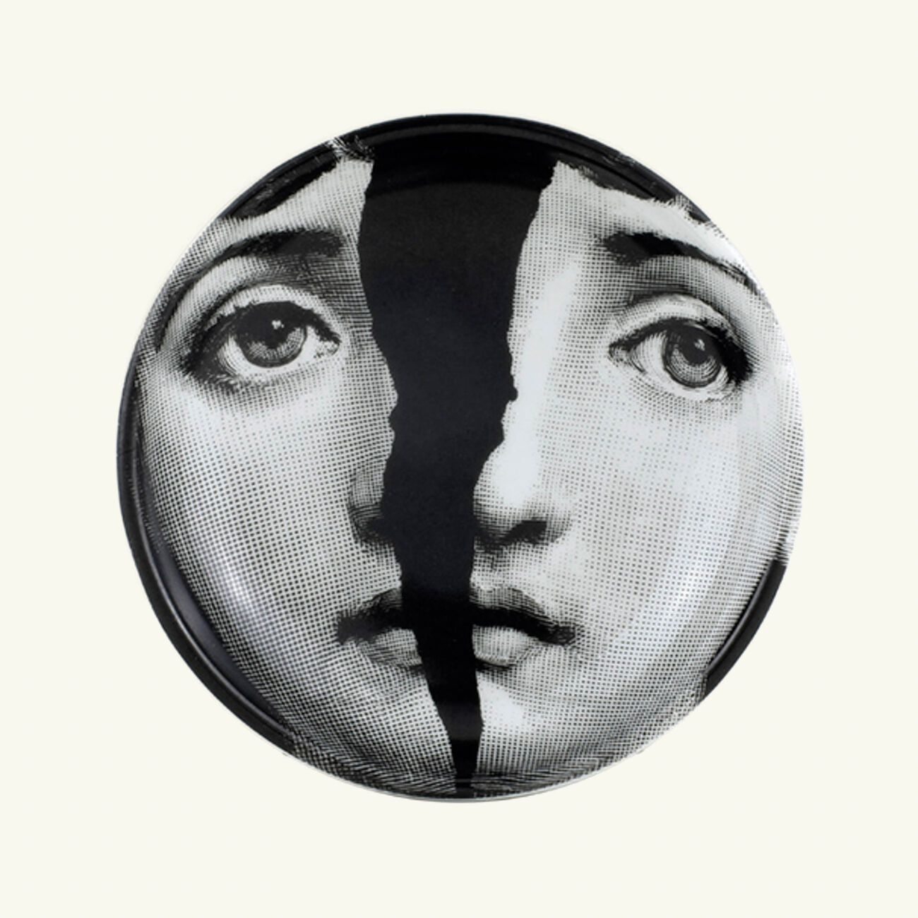 فورناسيتي منفضة تيما إي فاريازيوني 10 دائري صغير أسود