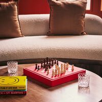 Ruby Chess Set vido ruby chess set