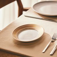 برناردو طبق الضيافة كانيس بيضاوي باللون الذهبي