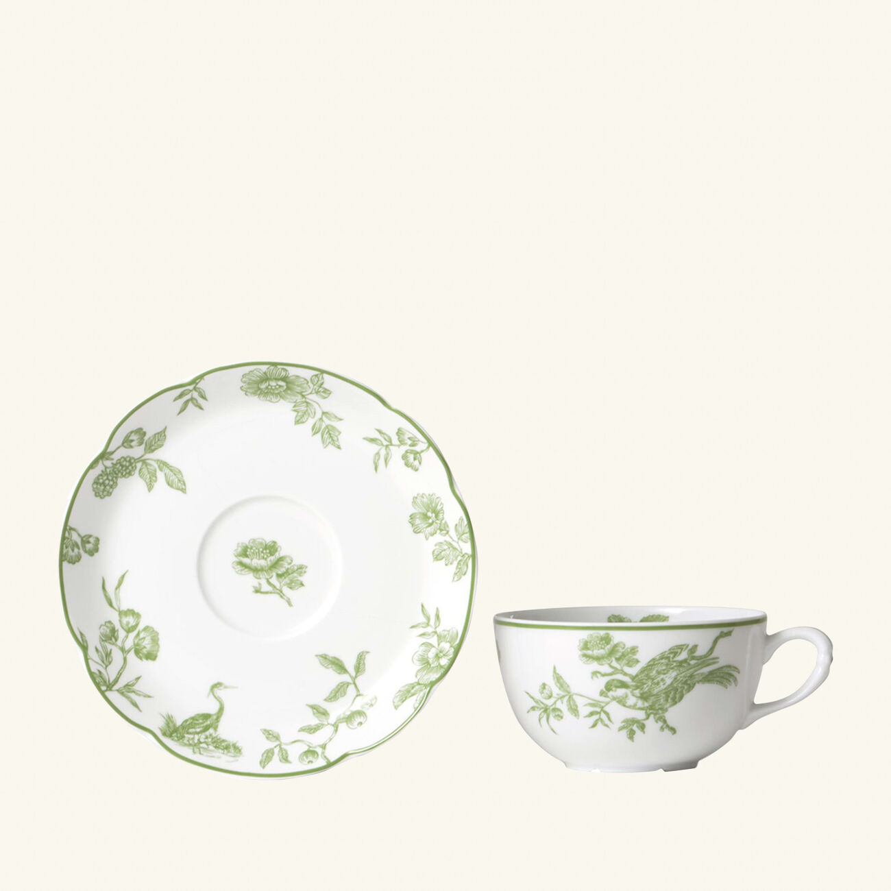 برناردو طقم الشاي ألبيرتين مؤلف من أربعة فناجين مع صحونها أبيض