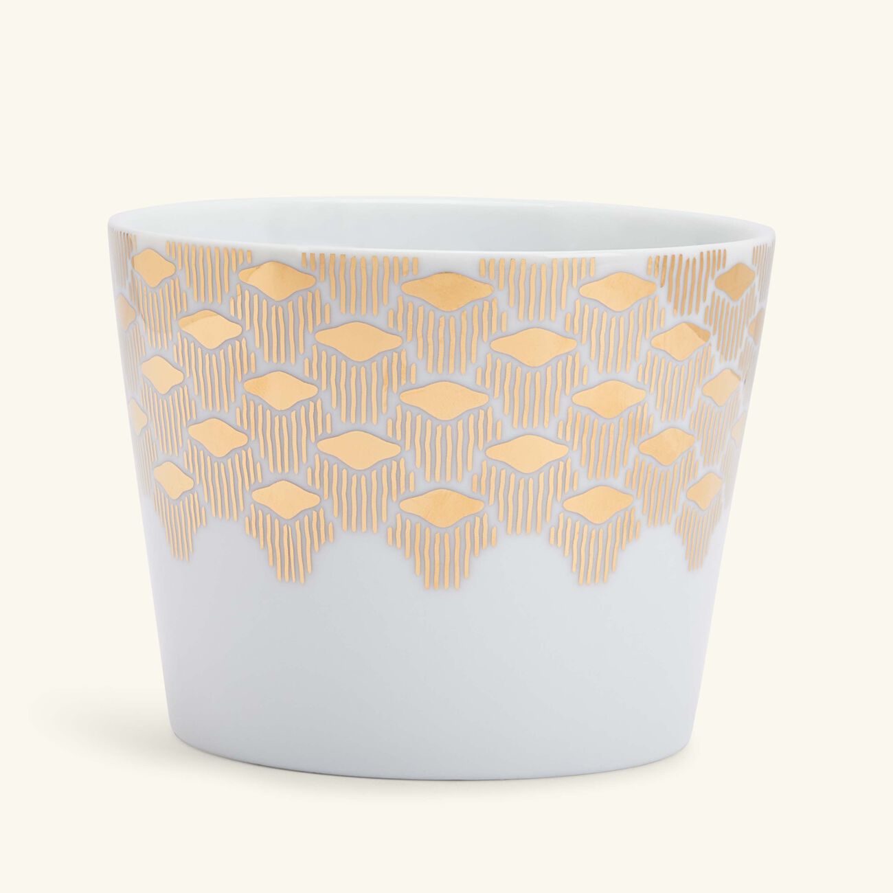 silsal tamrah by razan alazzouni vase v shaped mini gold