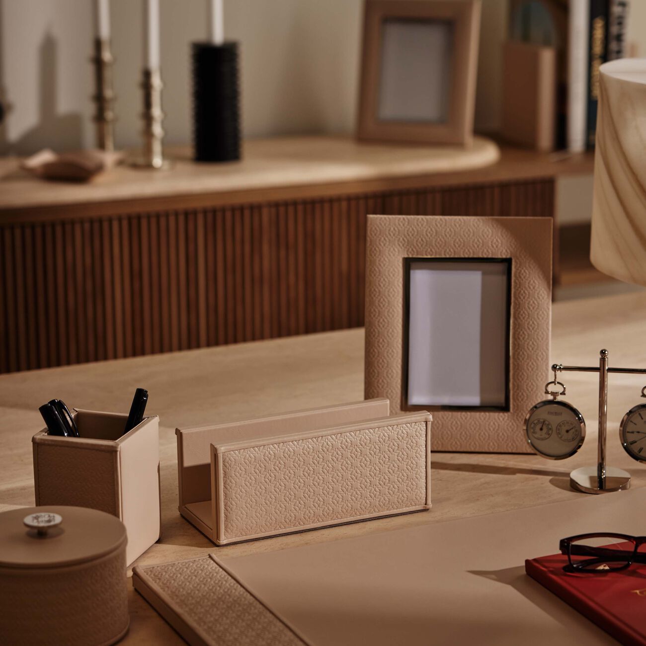 giobagnara elie saab monogram envelope holder torrone beige