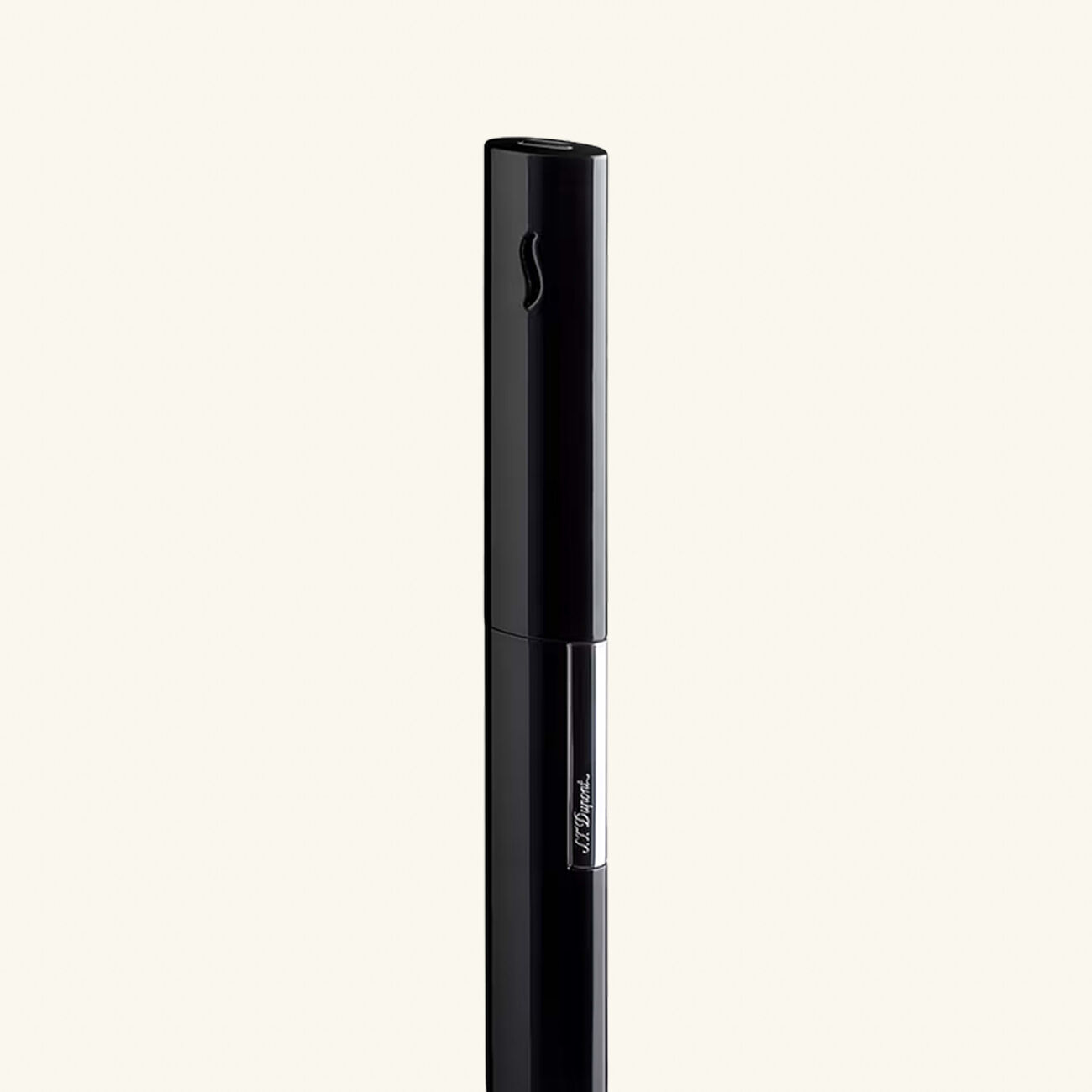 s t  dupont paris is renowned for luxury lighters  collectible pens  perfumes  and premium accessories  founded in 1872  s t  dupont blends innovation with timeless elegance  featuring the iconic diamond head pattern and exceptional french craftsmanship in every handcrafted piece ولاعة الشموع ذا واند باللون الأسود