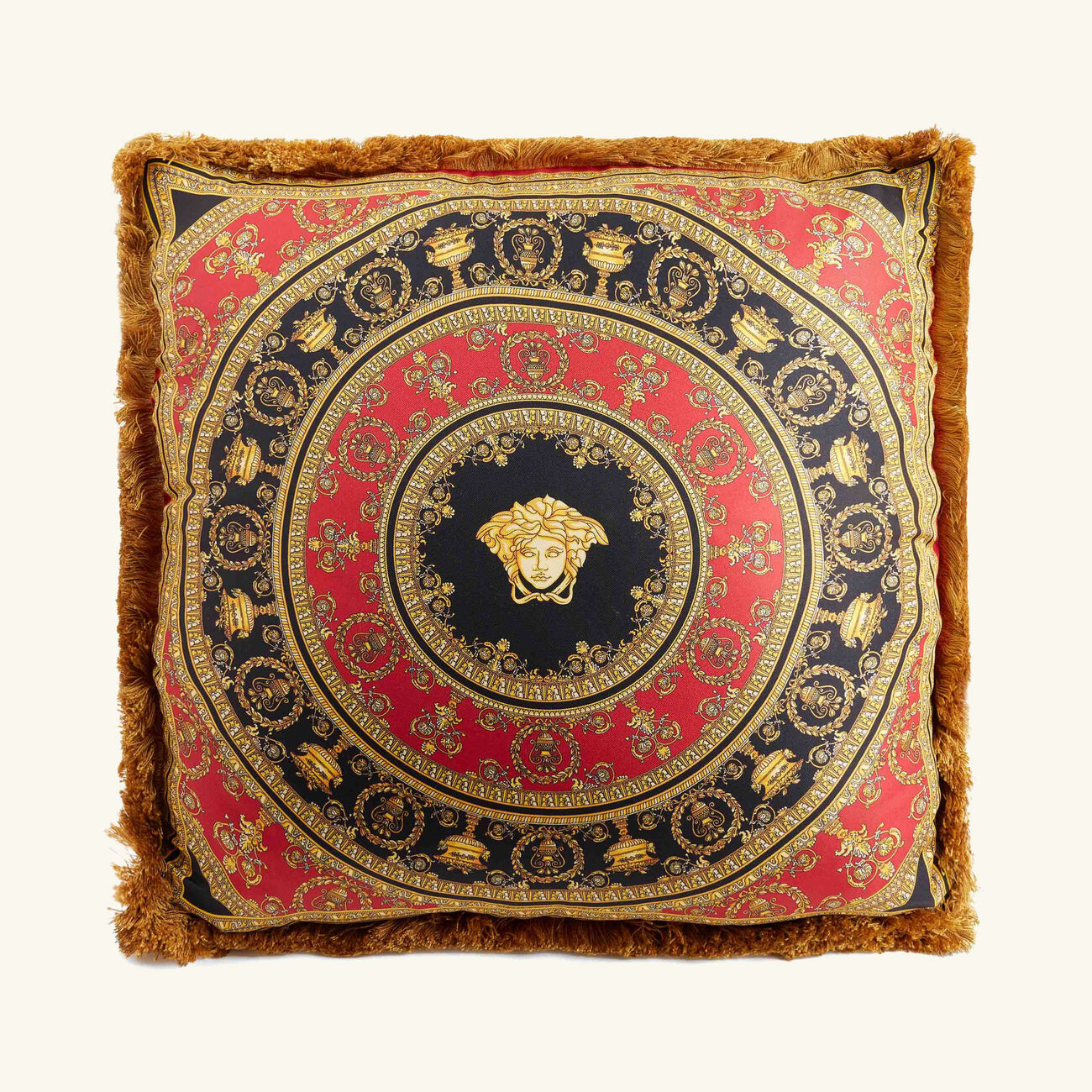 فيرساتشي وسادة آي لاف باروك