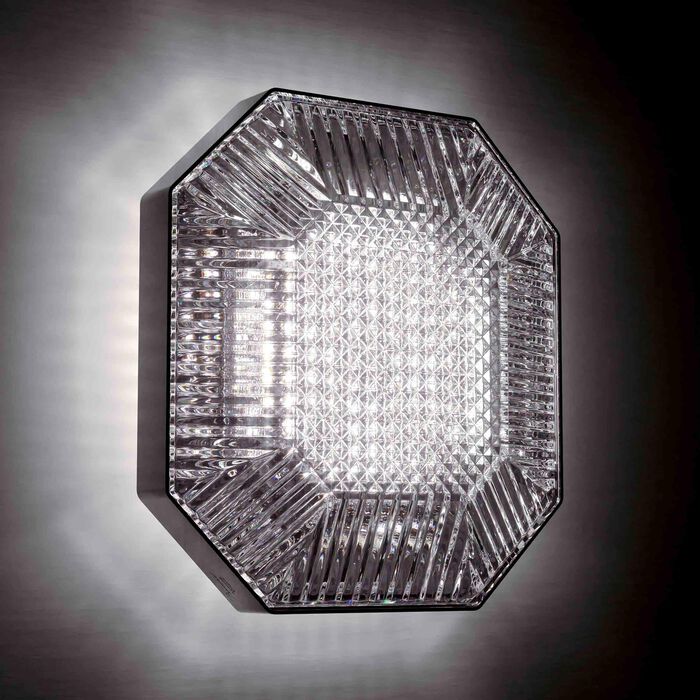 baccarat octogone wall light