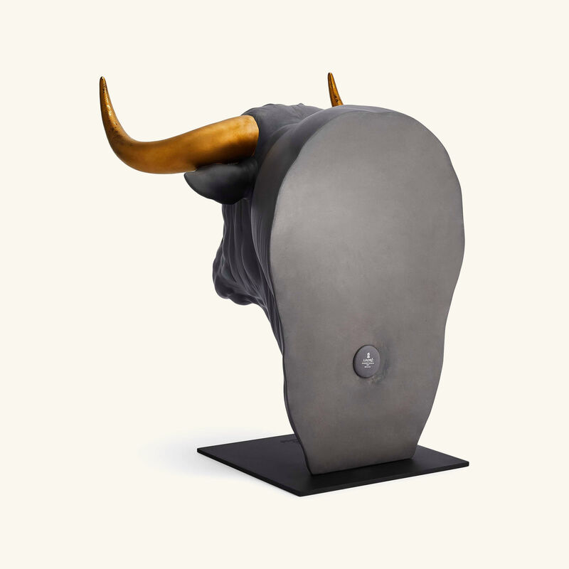 lladro taurus sculpture large black