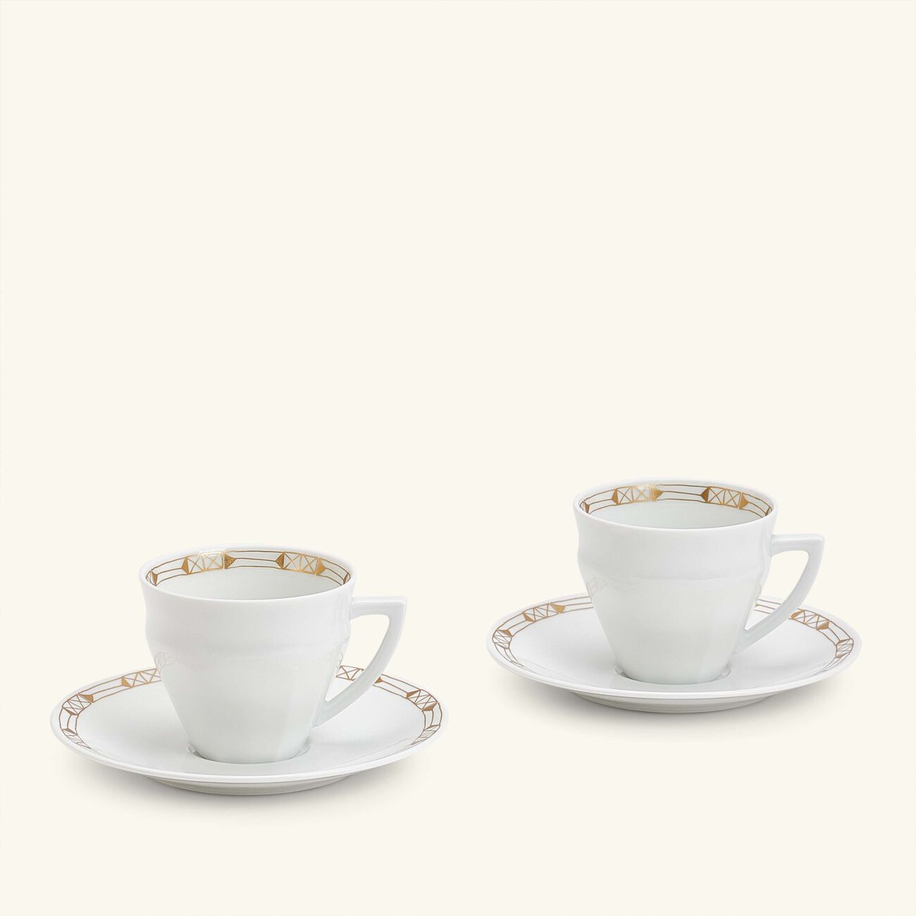 باكارا طقم تاليران المؤلف من فنجانين للقهوة مع صحنيهما باللون الذهبي