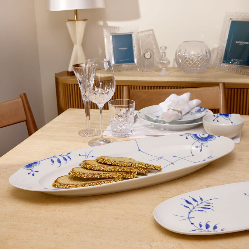 رويال كوبنهاغن طبق التقديم بلو فلوتد ميغا بيضاوي أبيض 60 سم