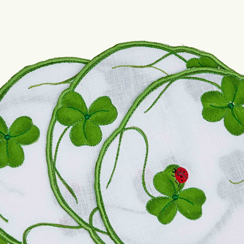 أتيلييه حرية التازي طقم لاكي المؤلف من 4 قواعد أكواب باللون الأخضر