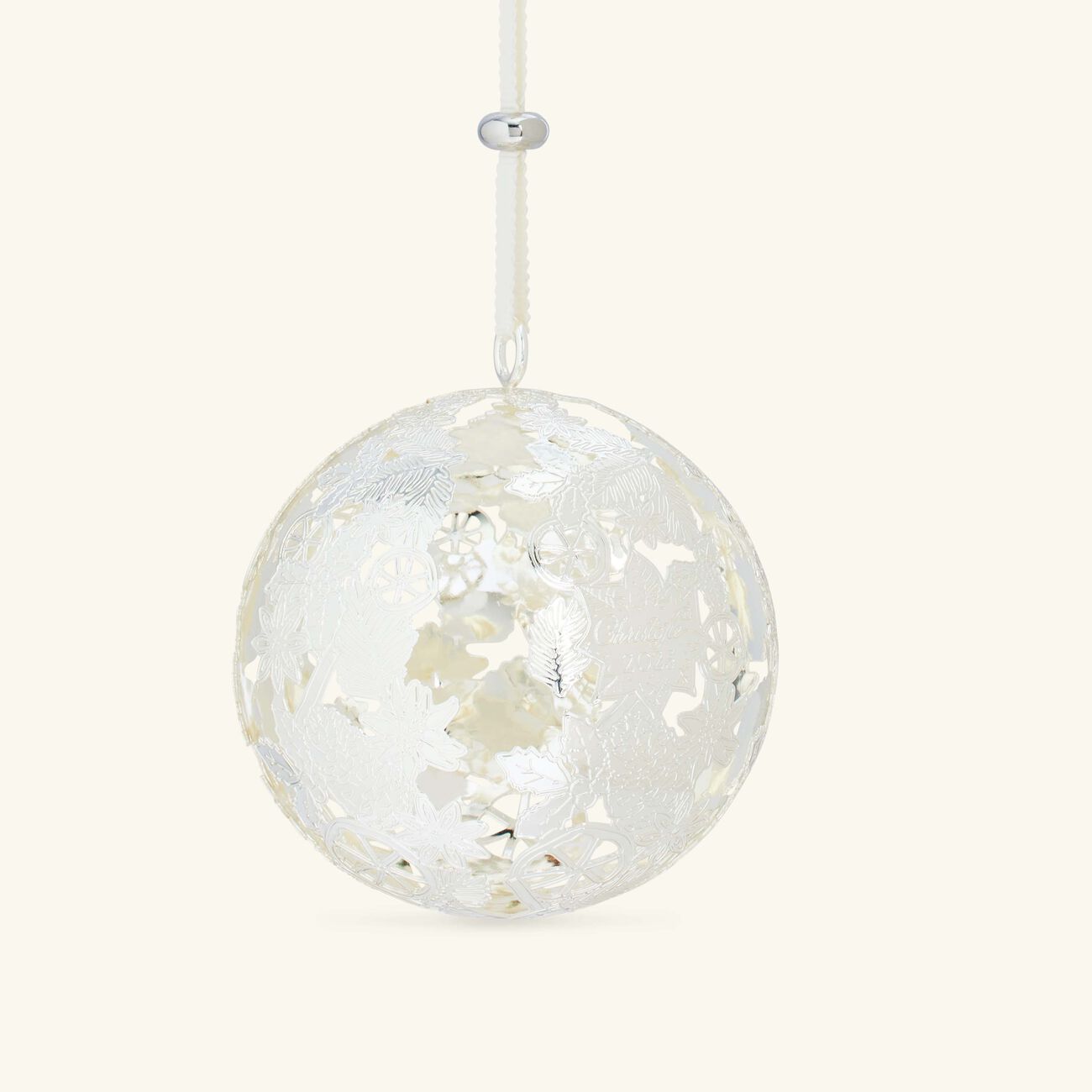 كريستوفل كرة بوكيه جيفر المطلية بالفضة لتزيين شجرة الأعياد 2025