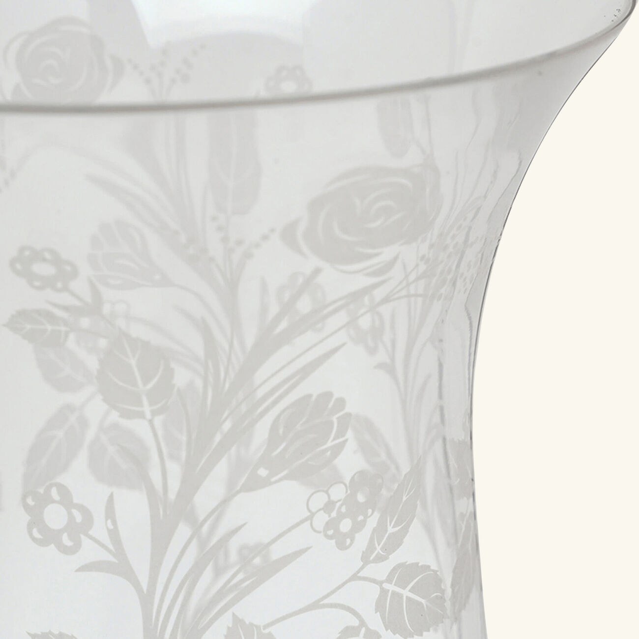 baccarat tulip hurricane shade