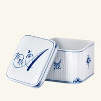royal copenhagen alphabet collection a bonbonniere box white