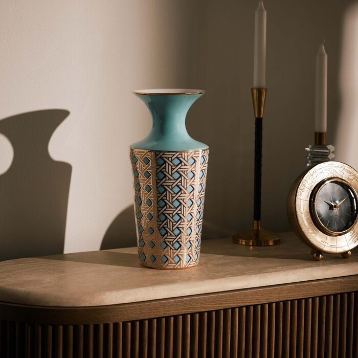 جوناثان أدلر مزهرية باسكيت ويف صغيرة باللون الأزرق