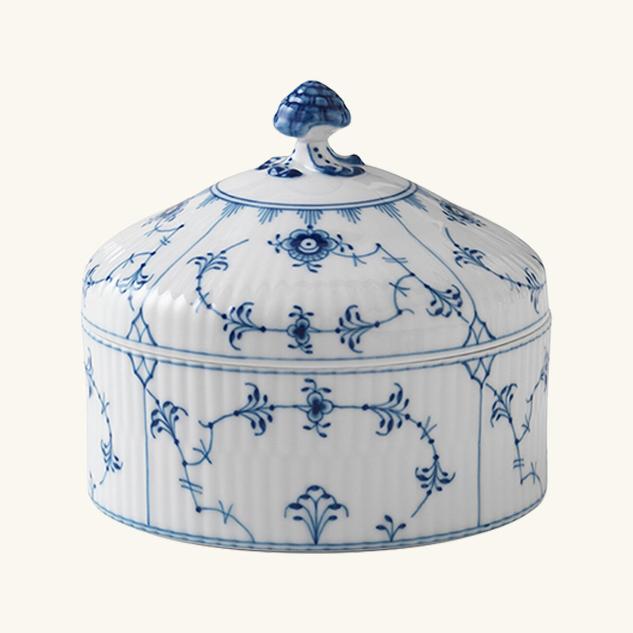 رويال كوبنهاغن علبة بونبونير بلو فلوتد بلاين باللون الأبيض
