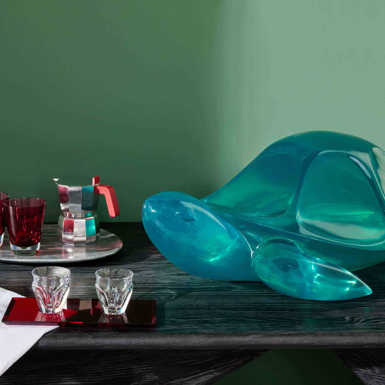 باكارا طقم موزايك مؤلف من كأسين للشرب باللون الأحمر