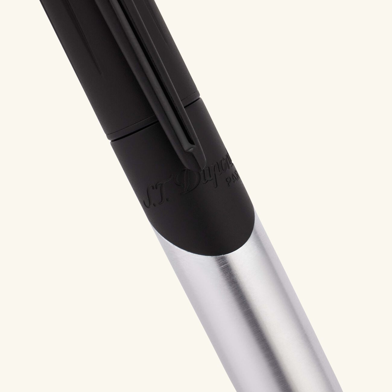 Defi Millennium Rollerball Pen Silver st dupont defi millennium rollerball pen silver