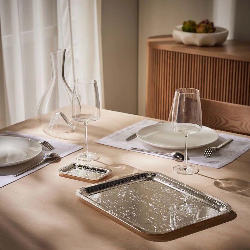 كريستوفل صينية الضيافة جرافيتي مستطيلة متوسطة باللون الفضي