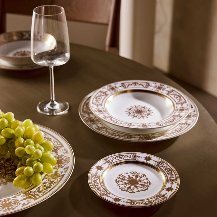 Aux Rois Bread & Butter Plate Round Gold 16cm bernardaud aux rois bread butter plate round gold 16cm