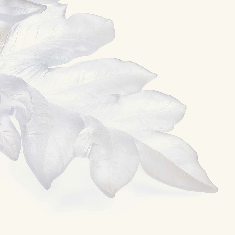 daum born o wall leaf figurine large white