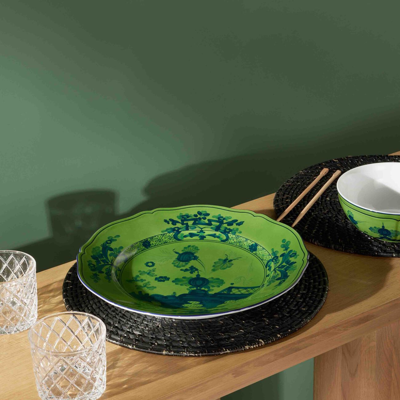 Oriente Italiano Serving Platter Round Green 31cm ginori 1735 oriente italiano serving platter round green 31cm