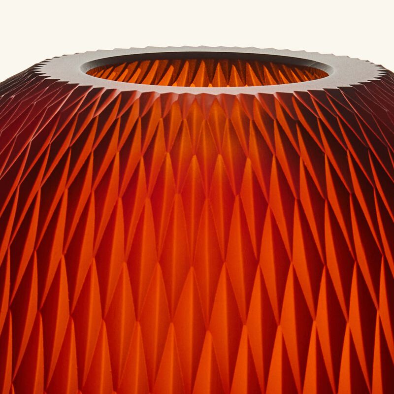 ruckl metamorphosis vase round medium amber