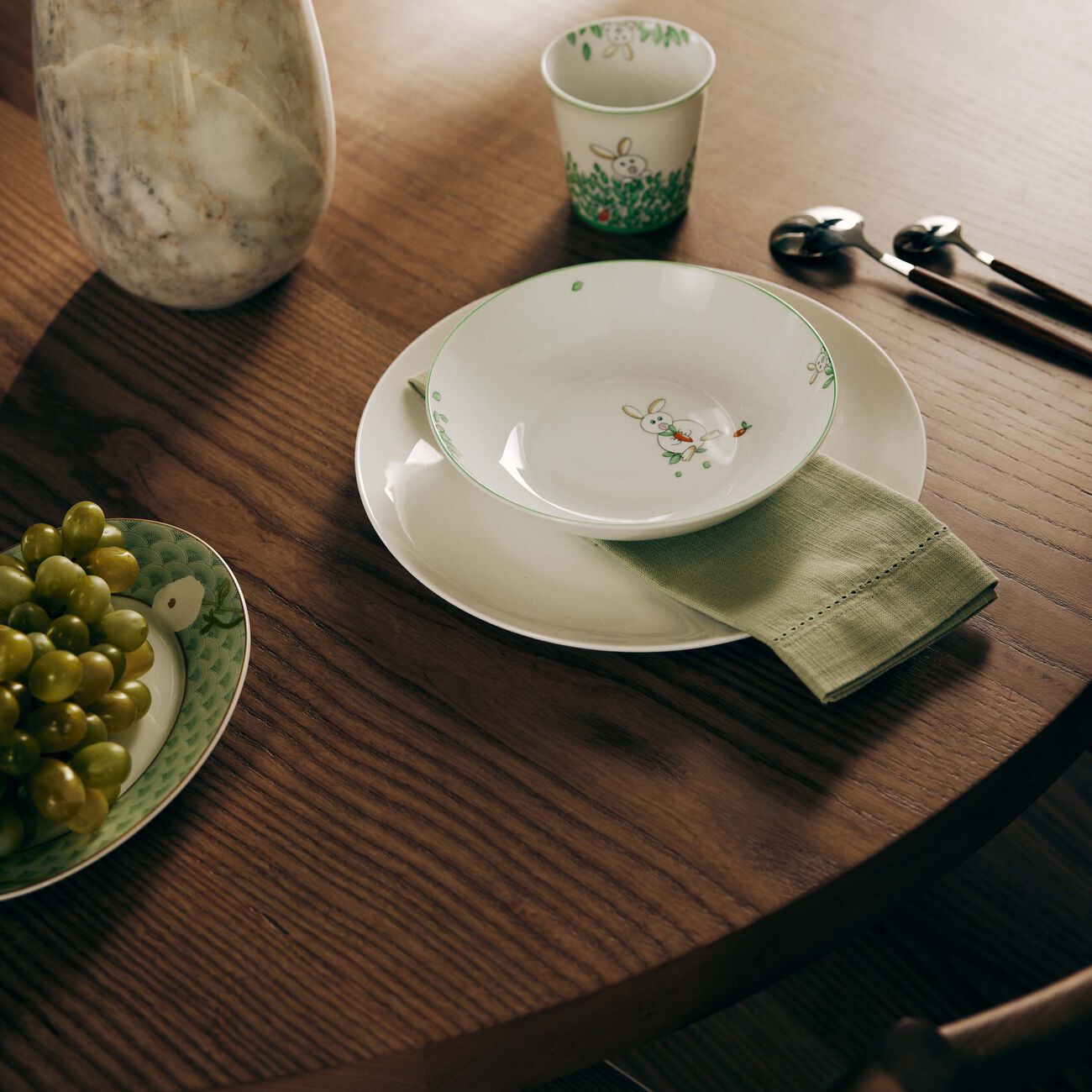 برناردو طقم طبق الحساء بوتي بولانجران مع كأس للشرب