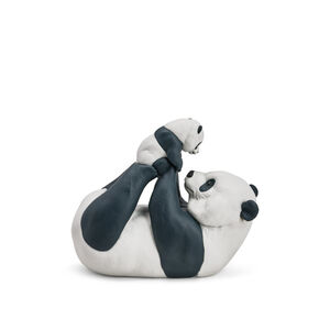 Mommy Panda Figurine, medium