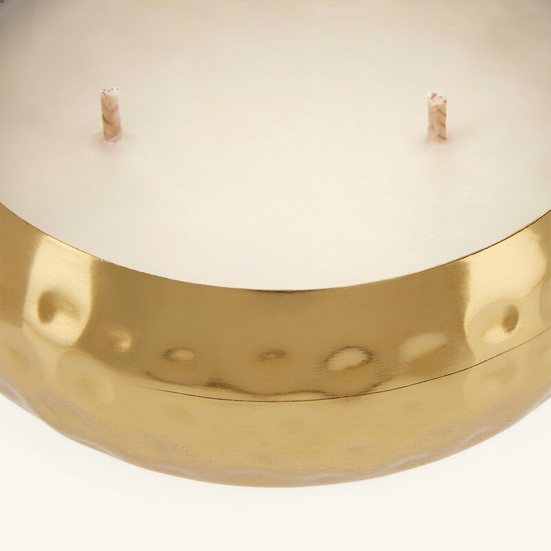 لايت اوف سكينة شمعة أورلي بعطر العود والزعفران 200مل