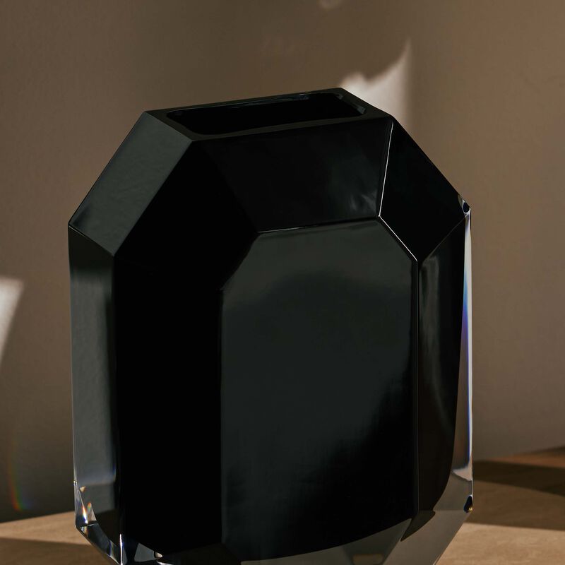 Octogone Vase Small Black baccarat octogone vase small black