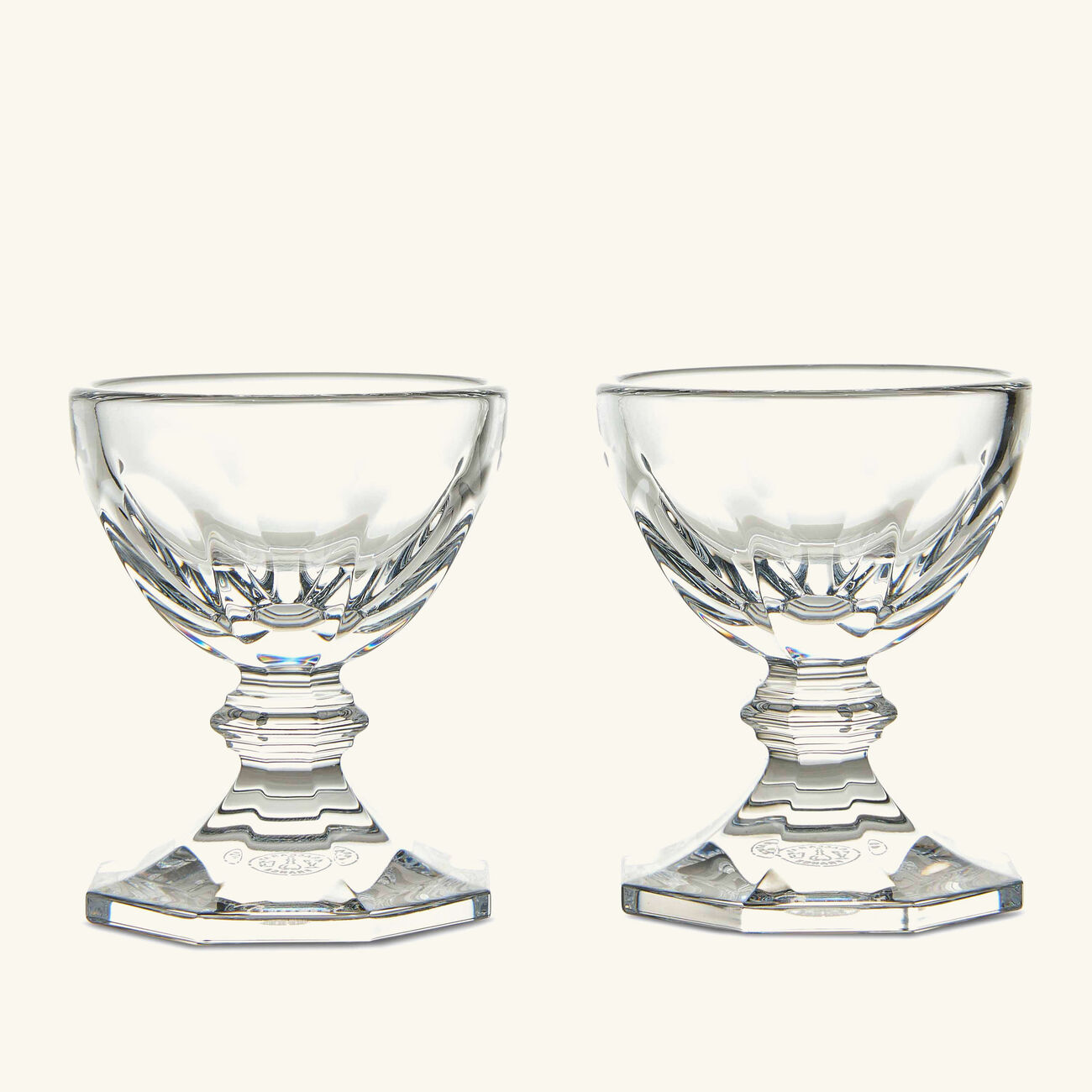 باكارا حامل البيض هاركورت