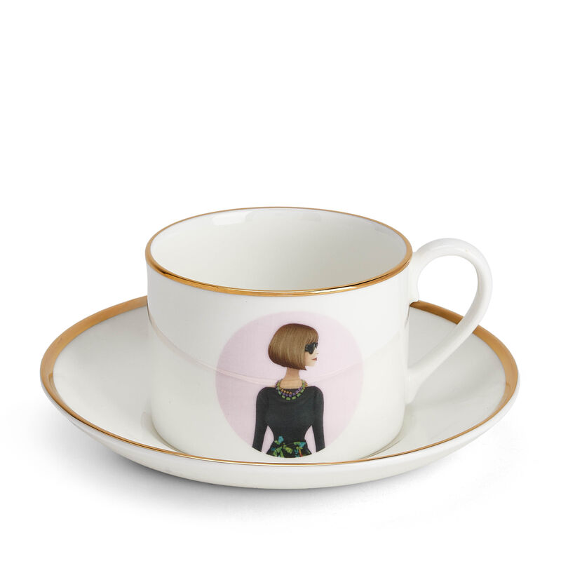 فنجان الشاي آنا مع صحنه, large