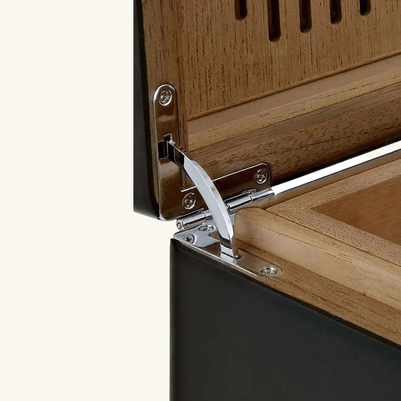 اس تي دوبون علبة حفظ السيجار بتصميم مكعب سوداء