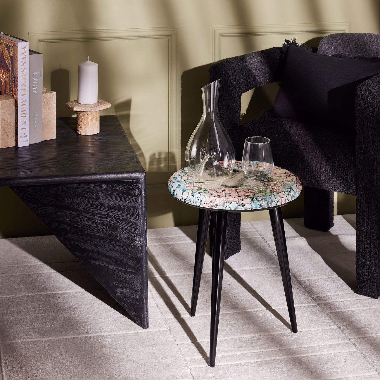 fornasetti ortensia stool grey
