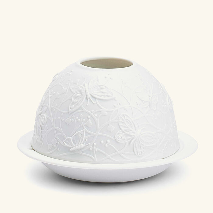 برناردو مصباح ليثوفاني بتصميم فراشات أحمر