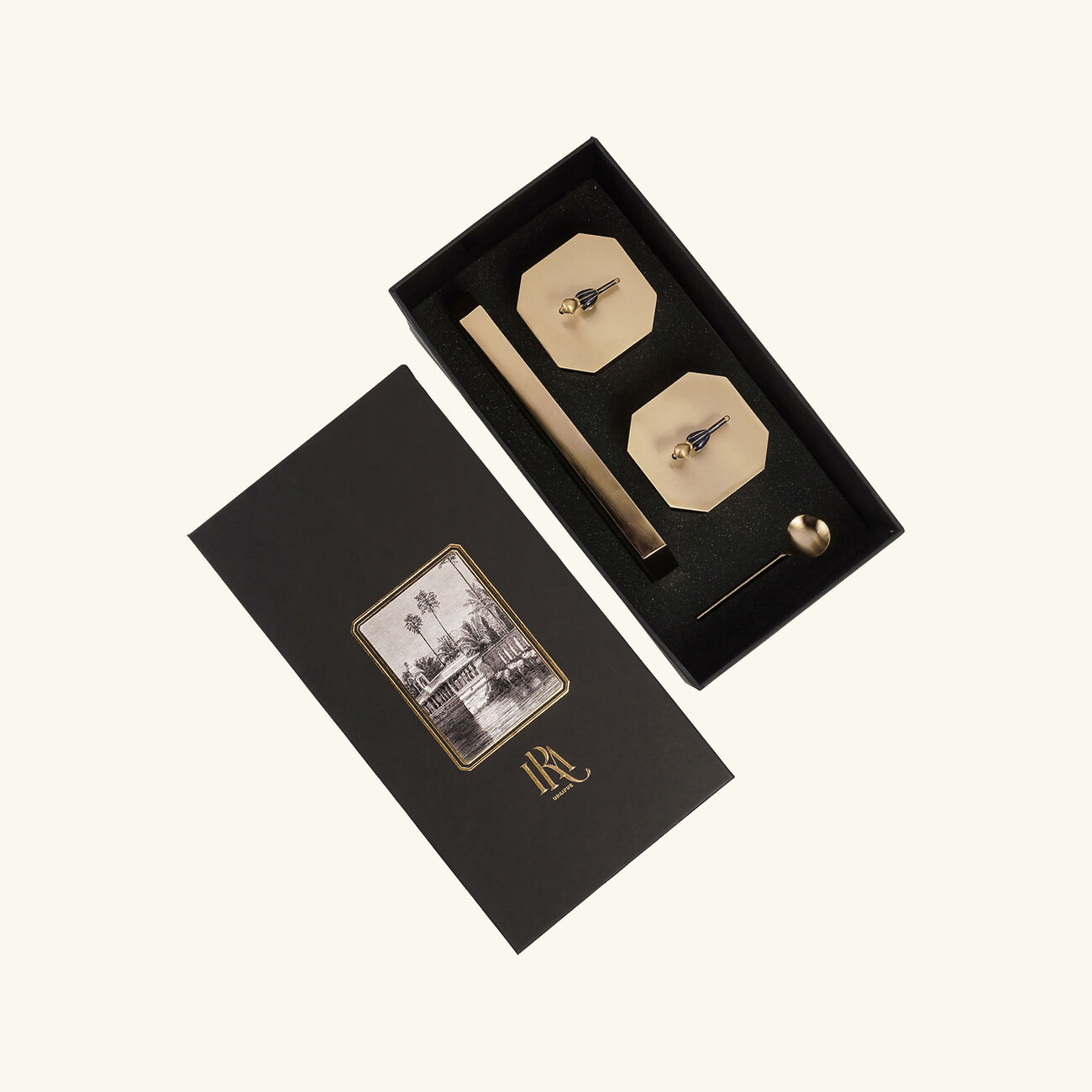 ira udaipur tota mukhwas box gold