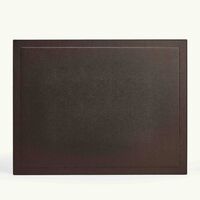 جيوبانيارا قاعدة الكتابة فيل باللون البني