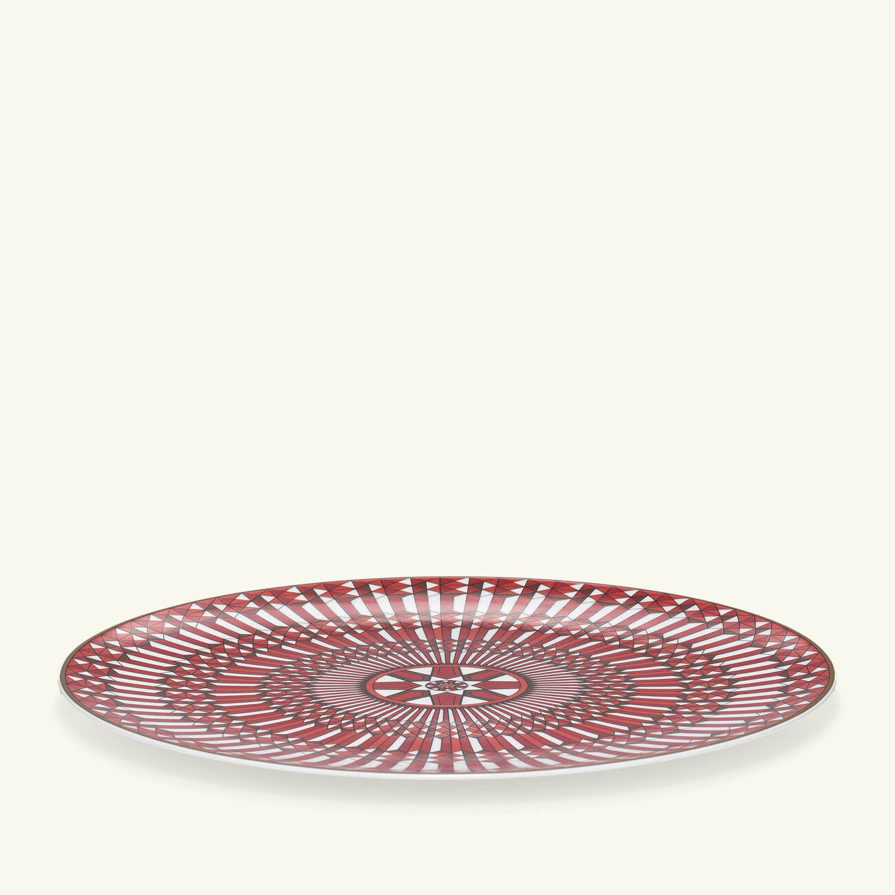 baccarat arcadia show plate round red 31cm