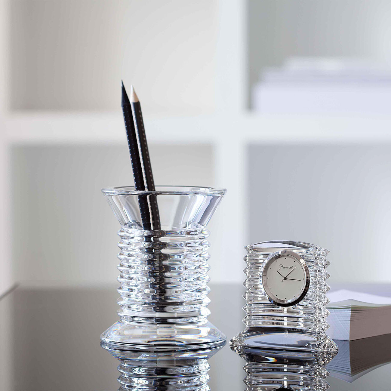 باكارا ساعة الحائط لالاند شفافة