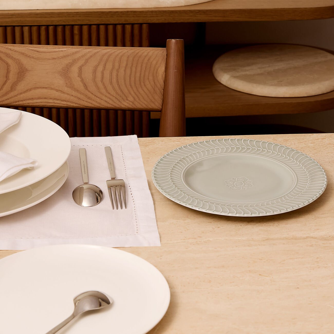 بوتشيلاتي طبق الحلويات روش أخضر بتصميم مستدير 22سم