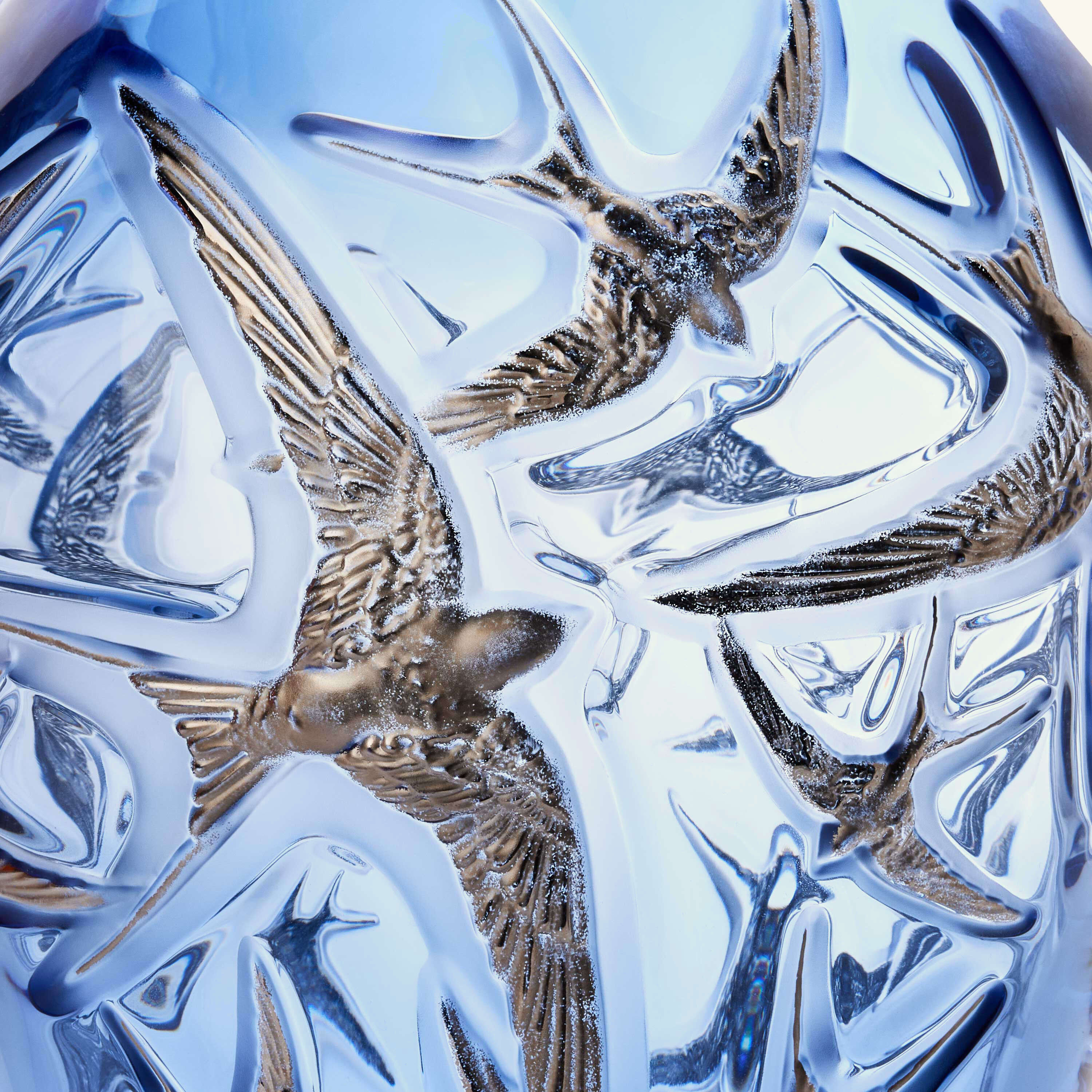 Lalique Hirondelles Vase Medium Blue | Tanagra UAE