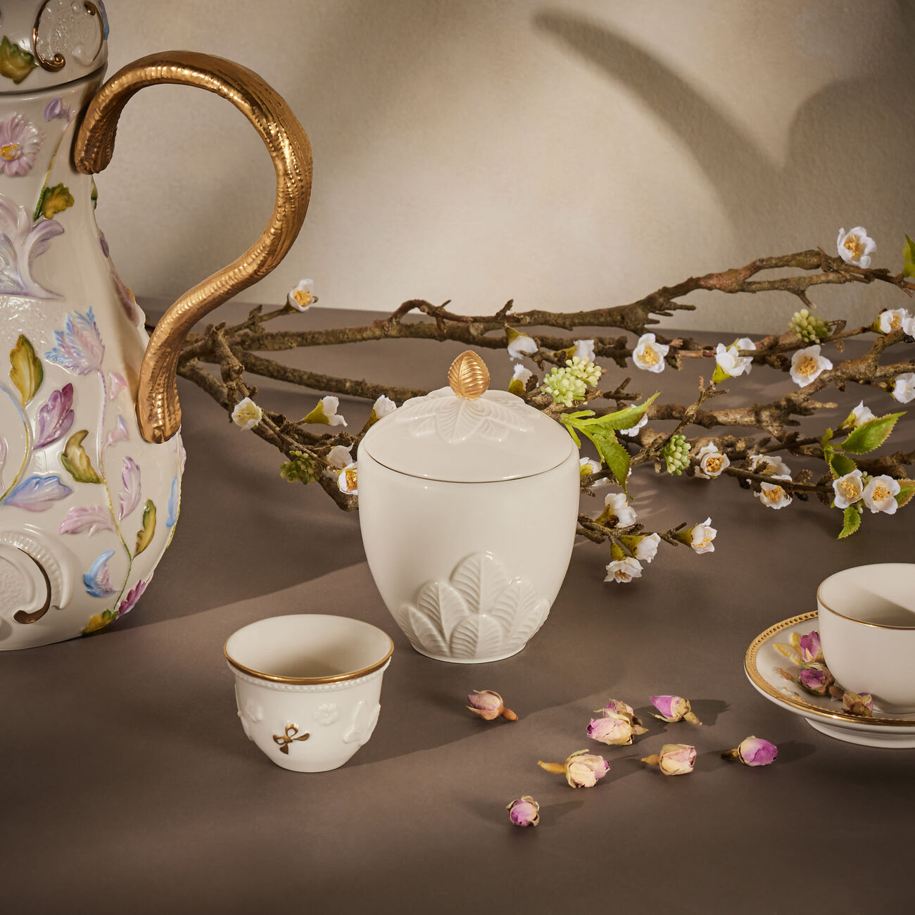 villari peacock sugar bowl white