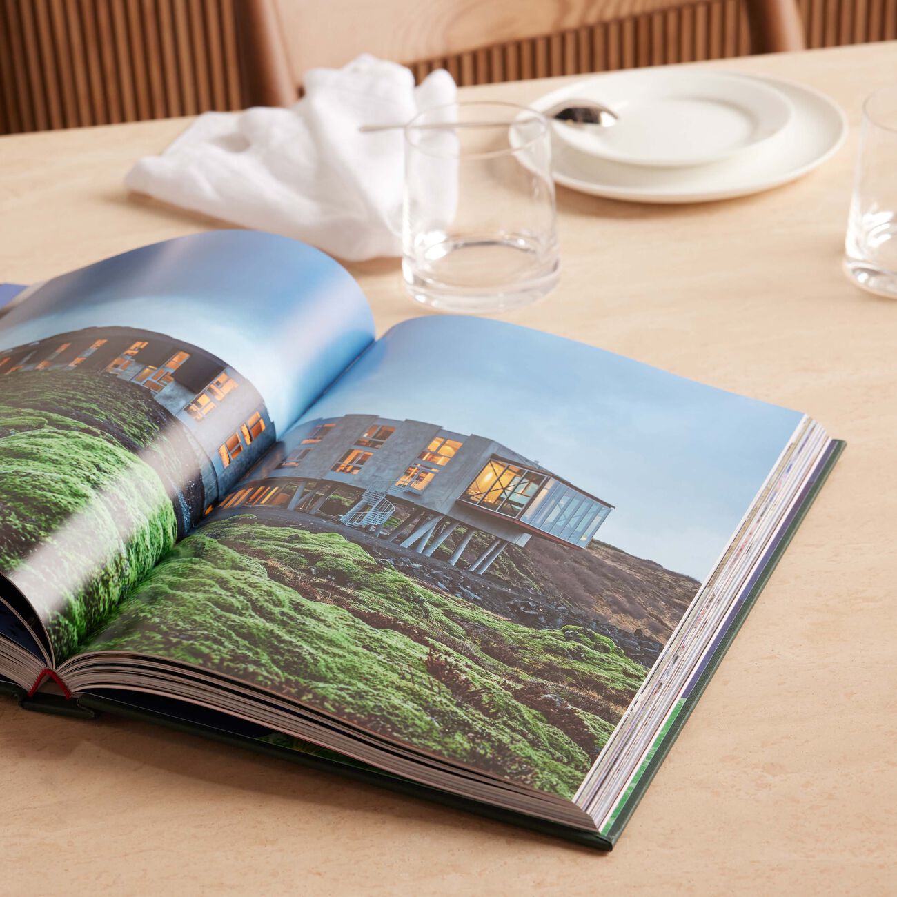 assouline iceland epic book 33x25cm