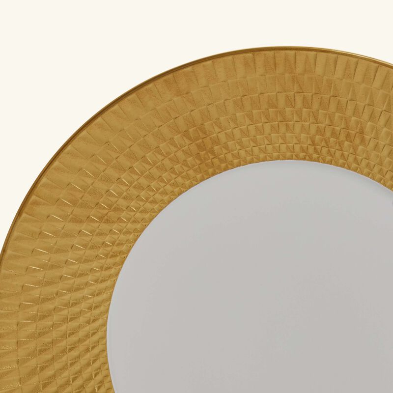 Twist Charger Plate Round Gold 30cm bernardaud twist charger plate round gold 30cm