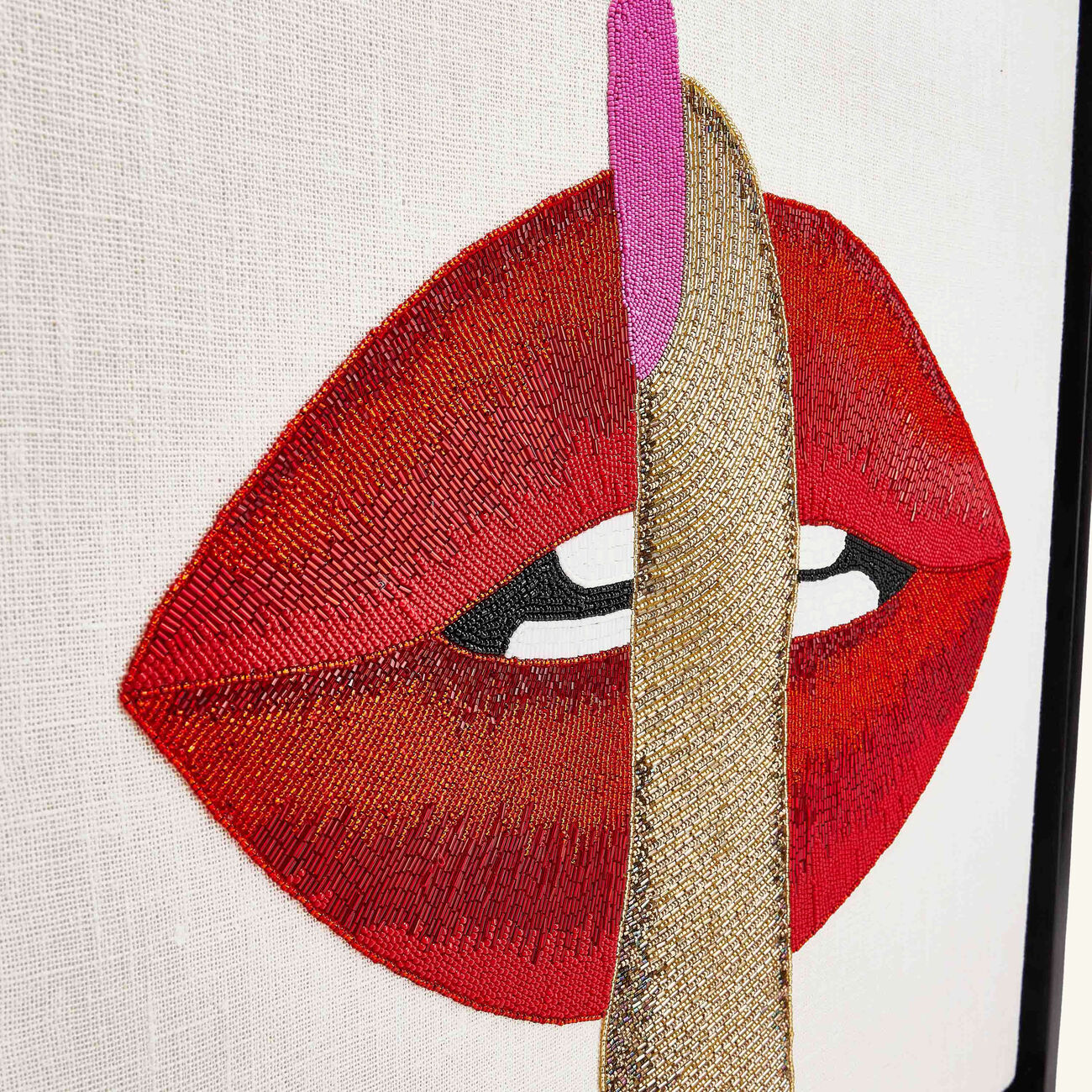 لوحة هاش الجدارية المزينة بالخرز جوناثان أدلر لوحة هاش الجدارية المزينة بالخرز