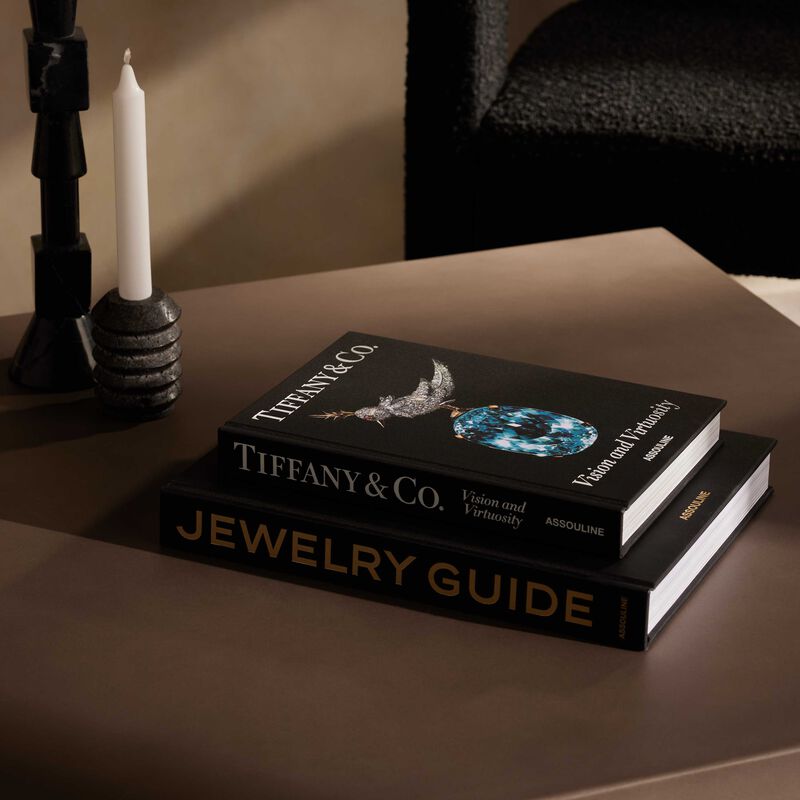 Tiffany & Co. Vision and Virtuosity Icon Edition Book 28x19cm assouline tiffany co vision and virtuosity icon edition book 28x19cm