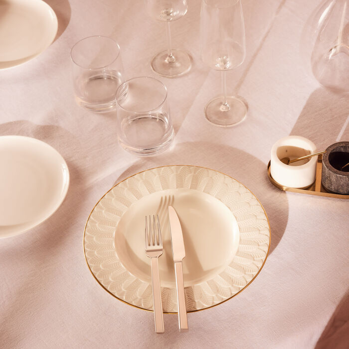 villari peacock dinner plate round white 27cm